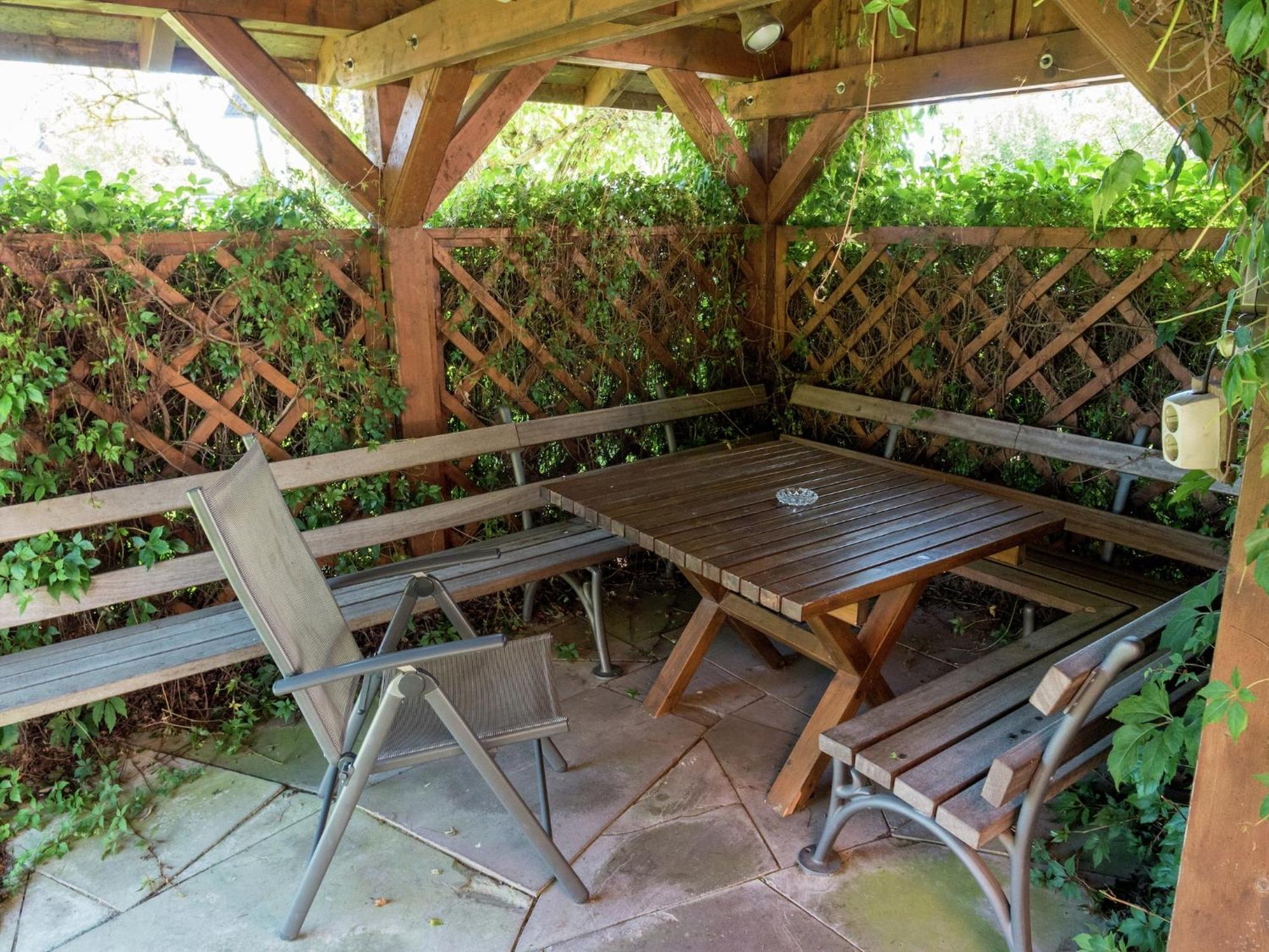 Cozy Apartment In Schwenningen With Garden فيلينغن سشفايننغ المظهر الخارجي الصورة